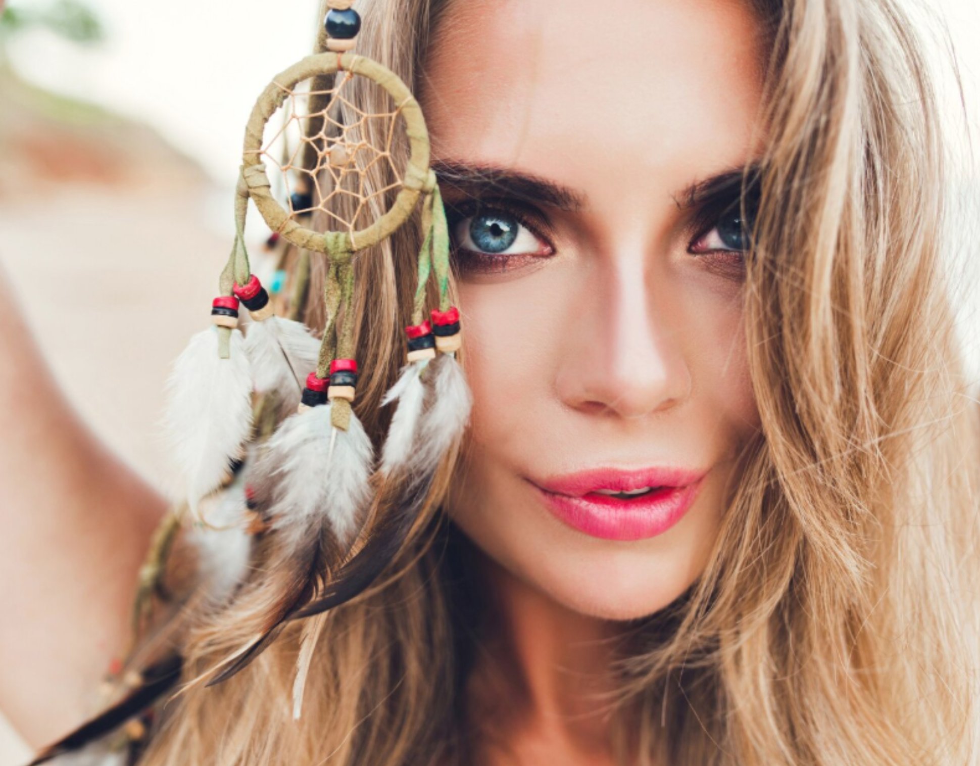 Nebuleuse Bijoux: Elegant Ear Jewelry for Everyday Style